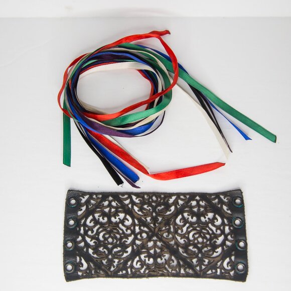 SOLD Vintage Laser Cut Black Leather Corset Wrist Cuff Bracelet - Picture 8 of 10